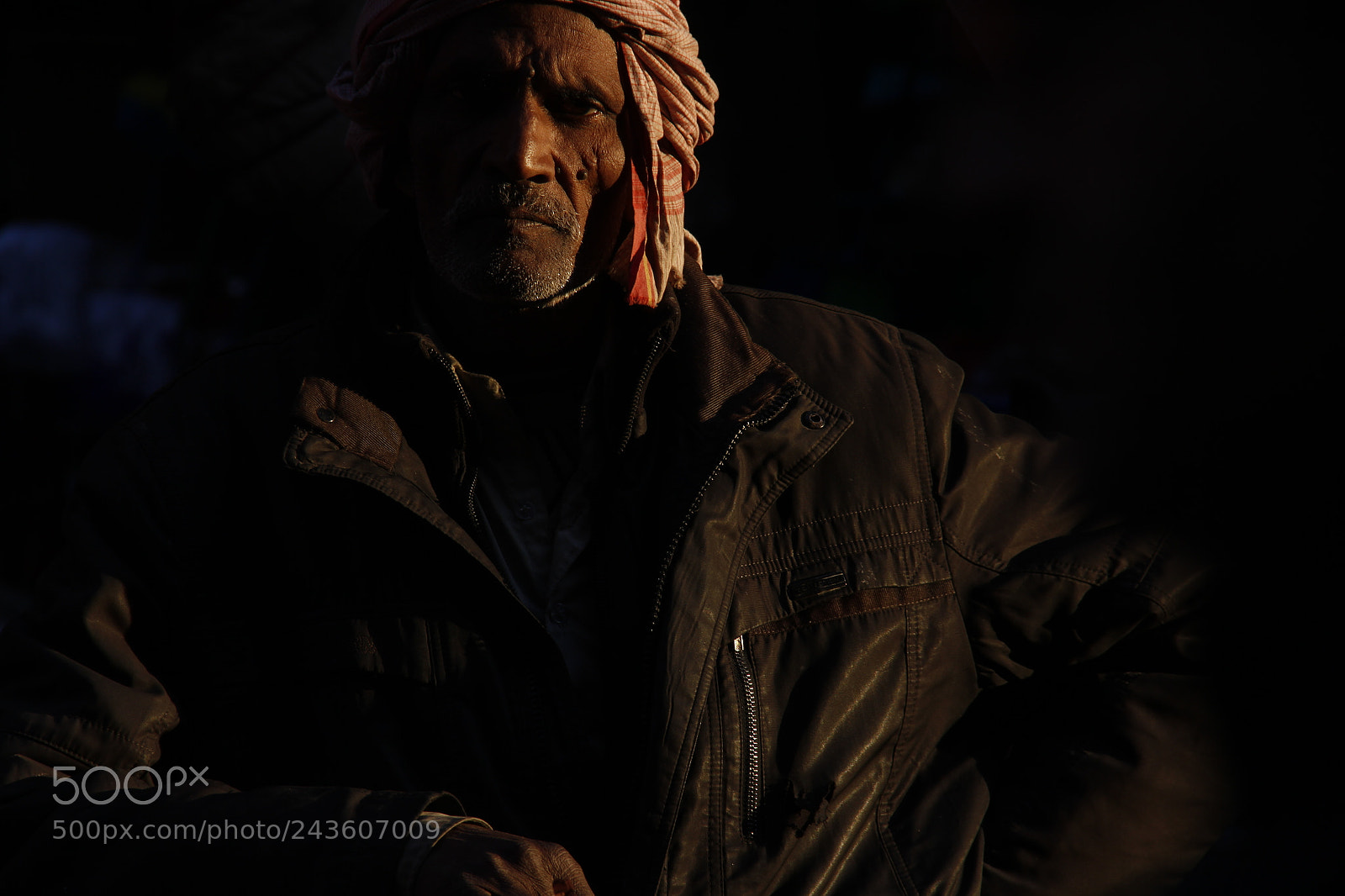 Canon EF-S 18-135mm F3.5-5.6 IS sample photo. #fruitseller photography