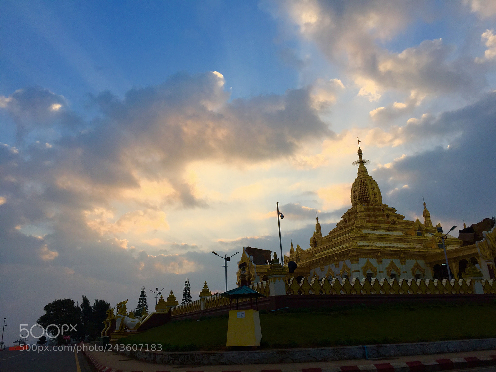 Apple iPhone 6 sample photo. Pyichit pagoda @pyinoolwin,myanmar photography