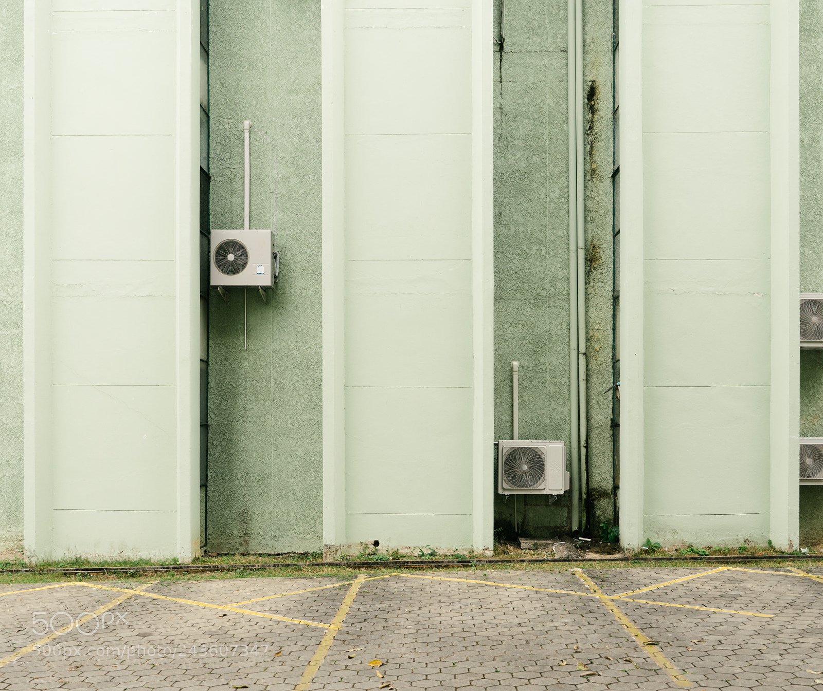 Sony a7 II sample photo. Cement block ground parking photography