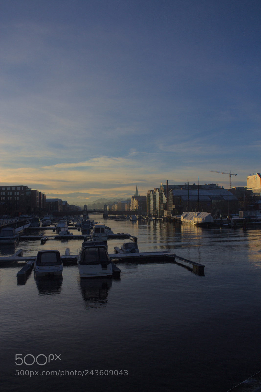 Canon EF-S 18-55mm F3.5-5.6 III sample photo. Solsiden, nidelva, trondheim photography