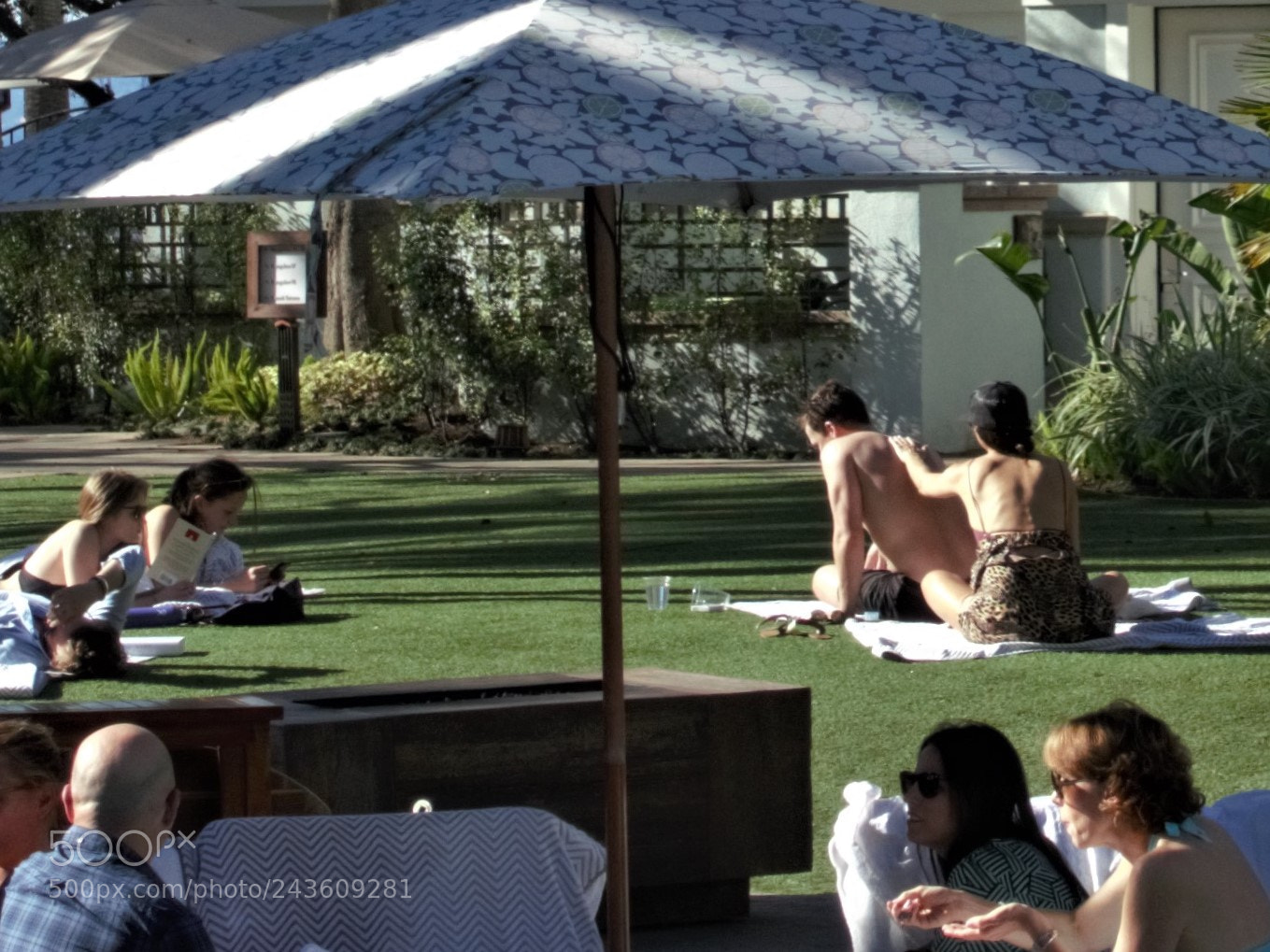 Sony Cyber-shot DSC-RX100 III sample photo. California sunbathing photography
