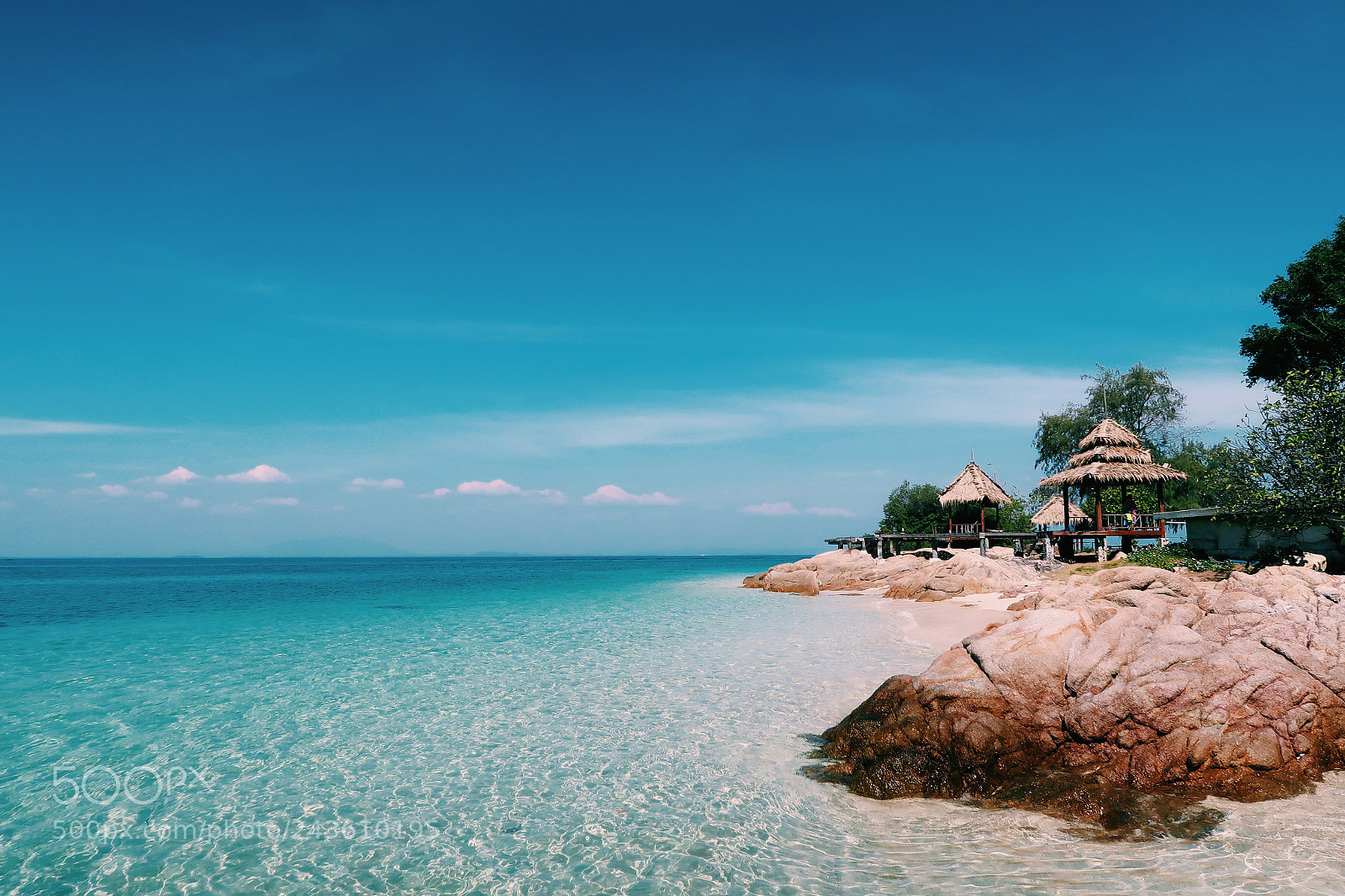 Canon PowerShot G7 X Mark II sample photo. Beautiful island and resort photography