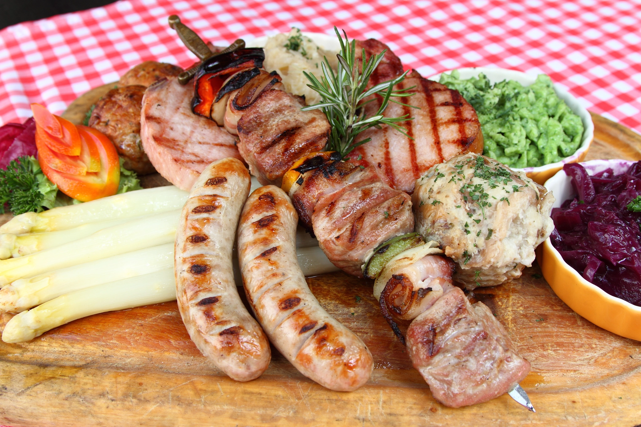 Canon EF 24-105mm F4L IS USM sample photo. German bbq platter photography