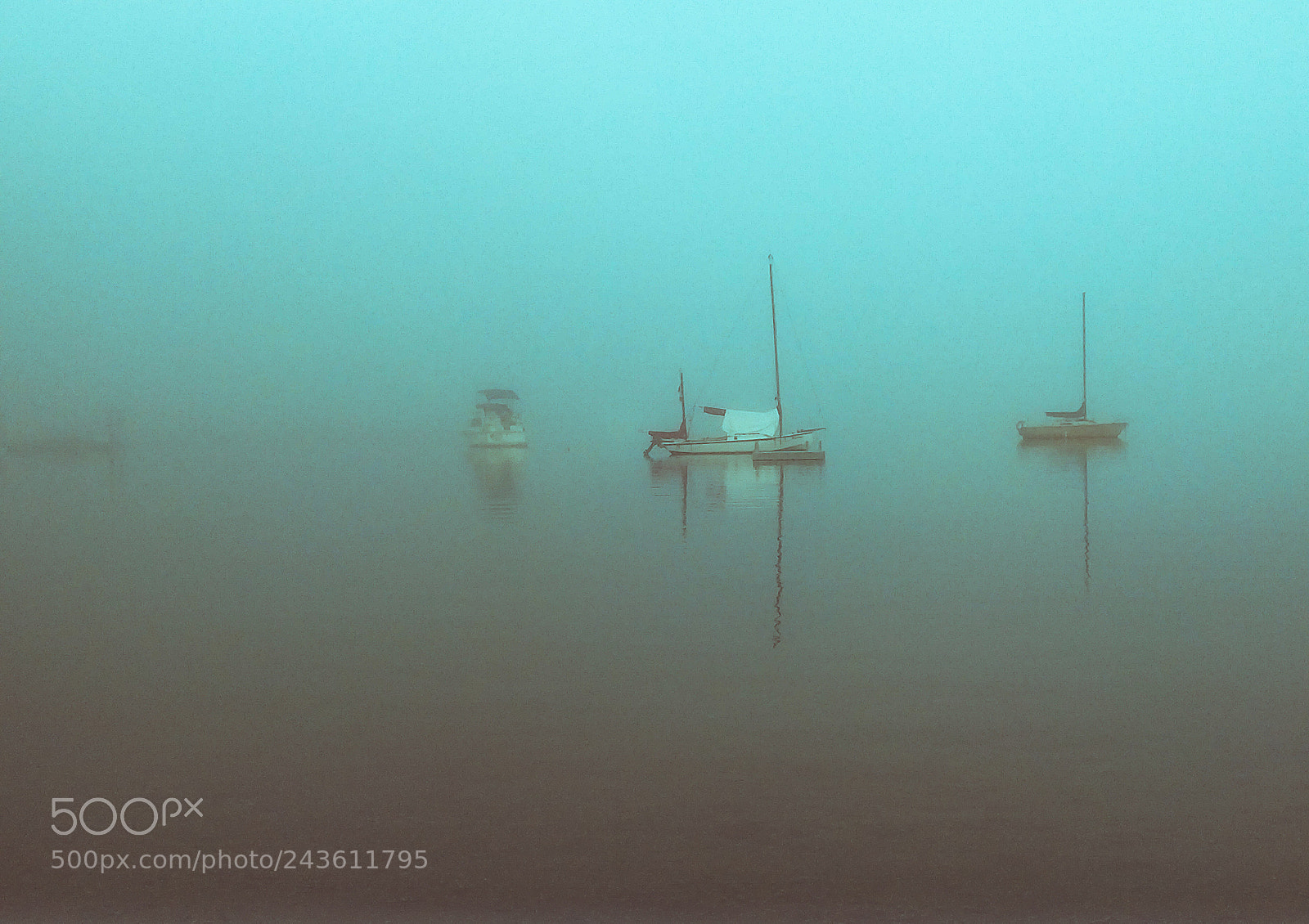 OnePlus 5T sample photo. Foggy day x north photography