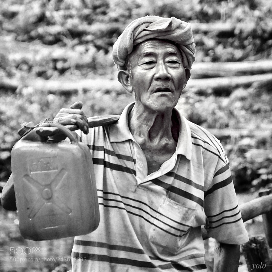 Nikon D5500 sample photo. The old man photography