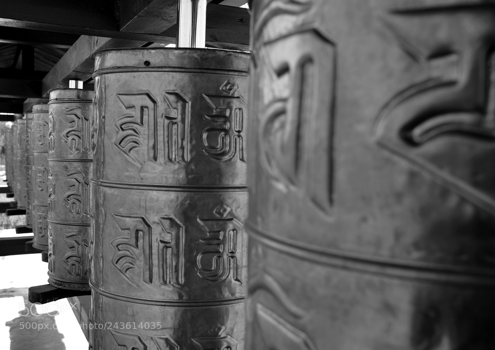 Fujifilm X-T2 sample photo. 转经 photography