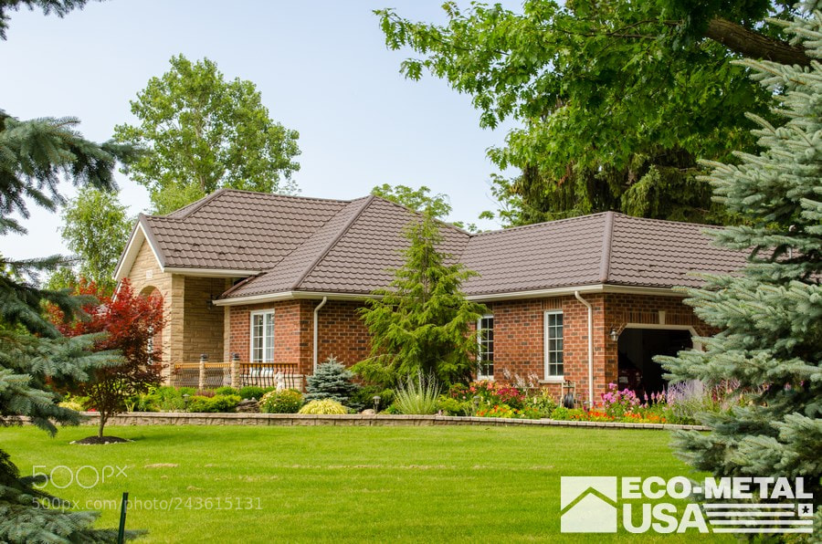 Nikon D5100 sample photo. Start metal roofing usa photography