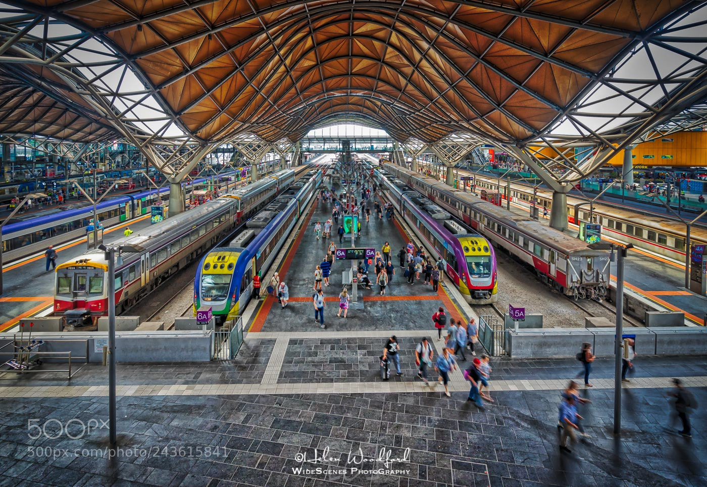 Sony a7 II sample photo. Southern cross railway station photography
