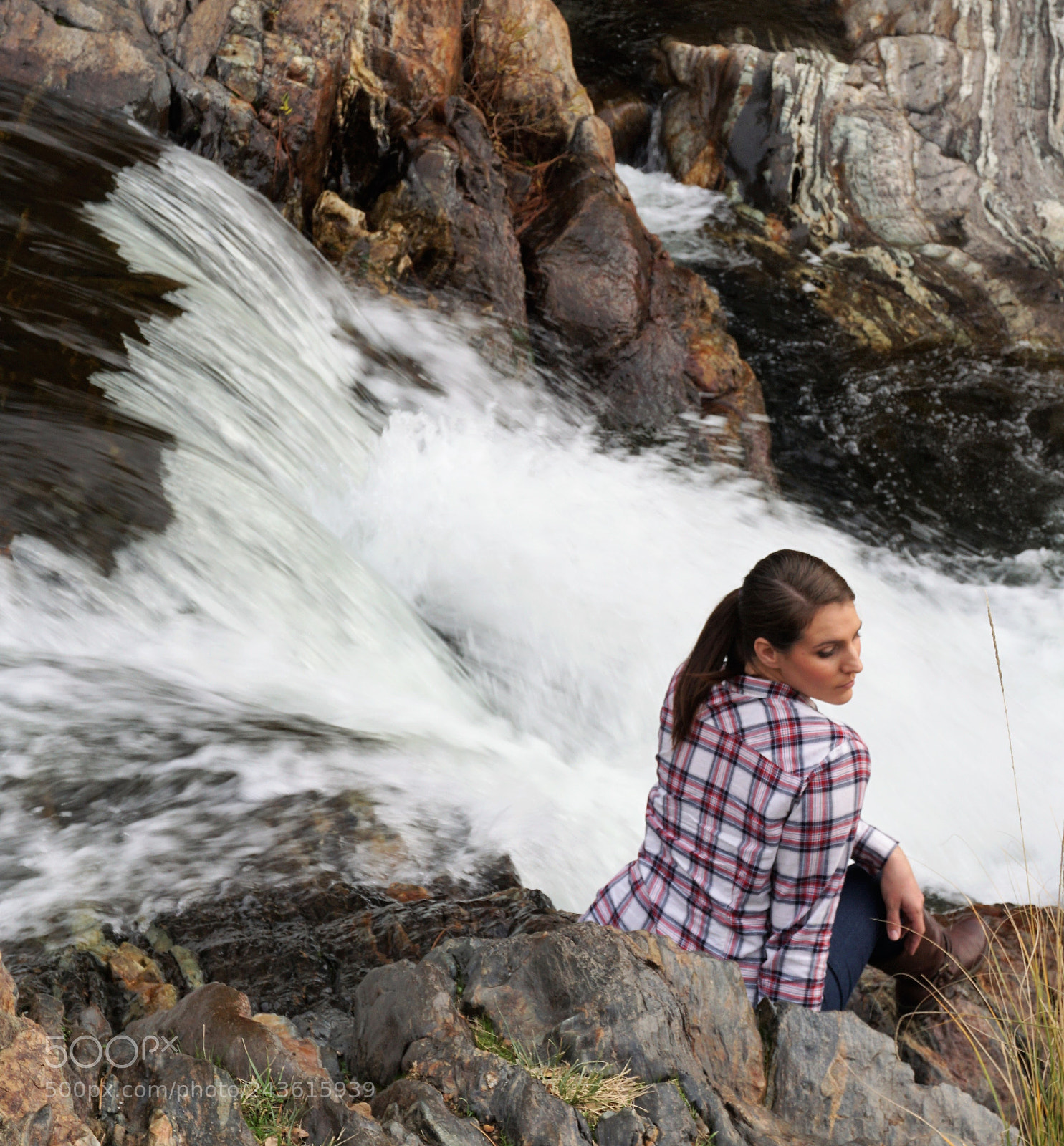 Sony a6000 + Sony E 18-50mm F4-5.6 sample photo. Wife photography