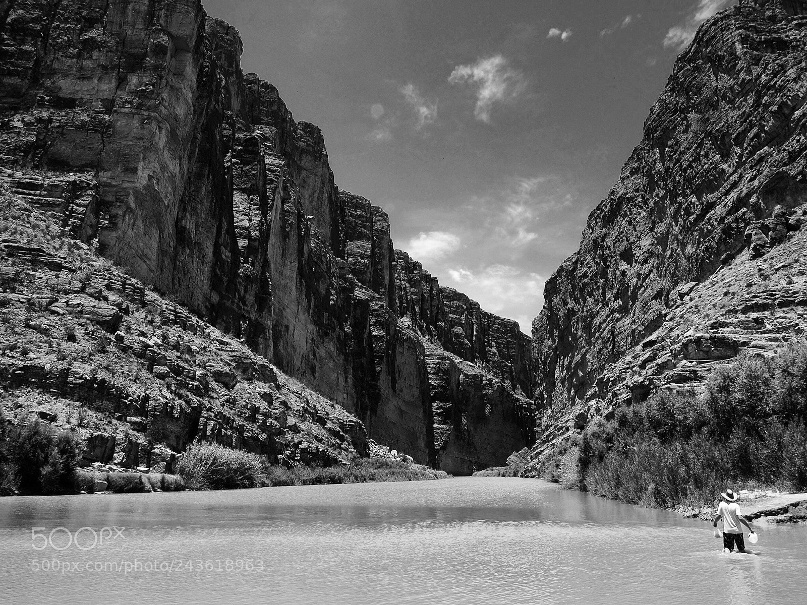 Olympus OM-D E-M5 II sample photo. Santa elena canyon photography