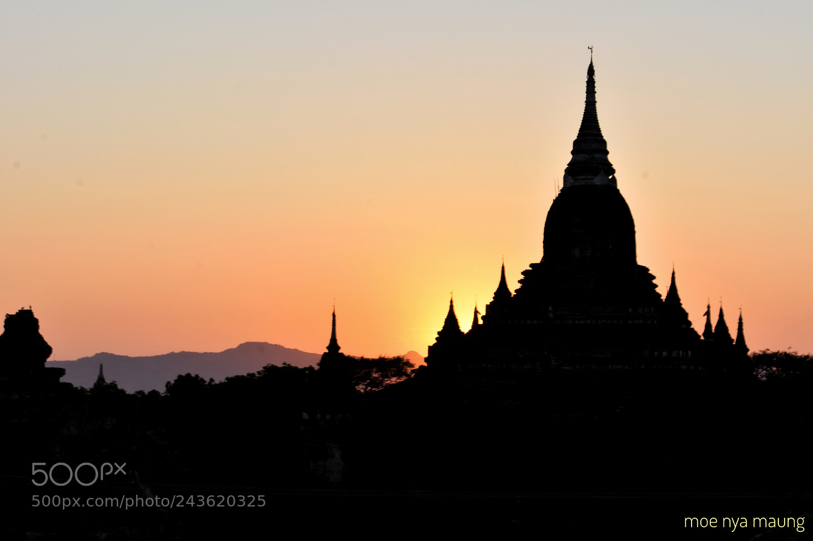 Nikon D3400 sample photo. Sunset bagan photography