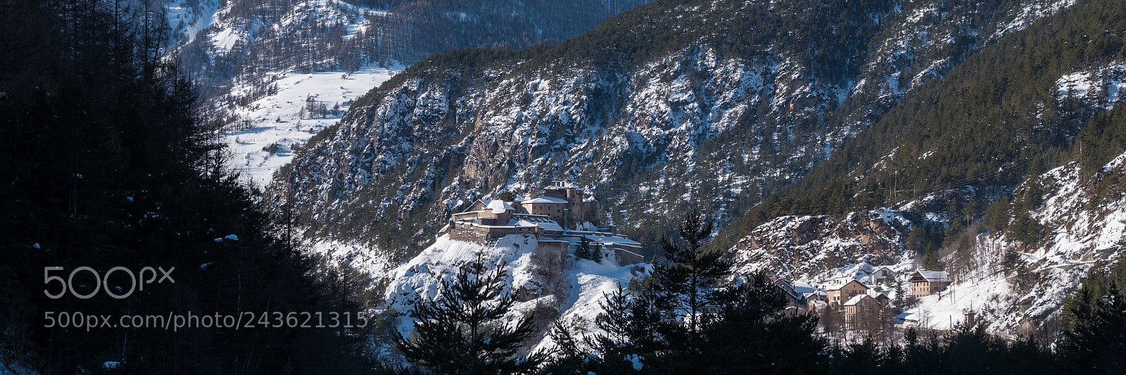 Panasonic Lumix DC-GH5 sample photo. Fort queyras sous la photography