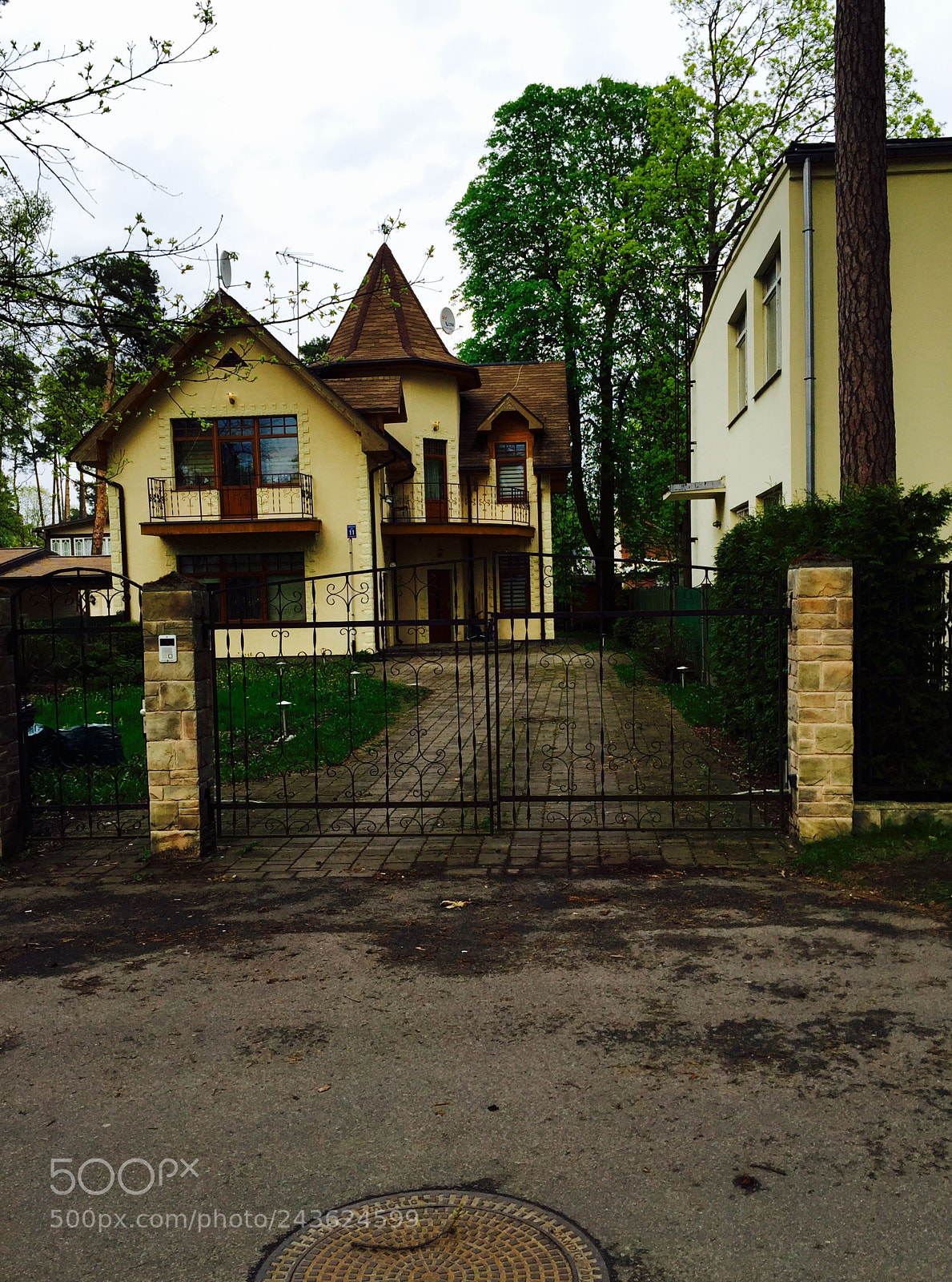 Apple iPhone 6 sample photo. Домик photography