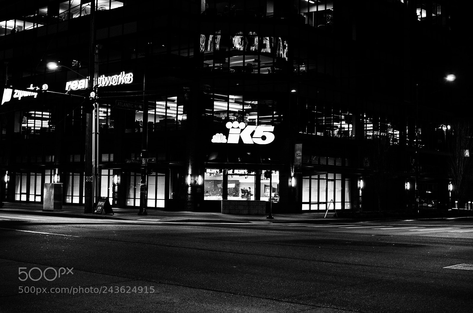 Nikon D5100 sample photo. On air over night photography