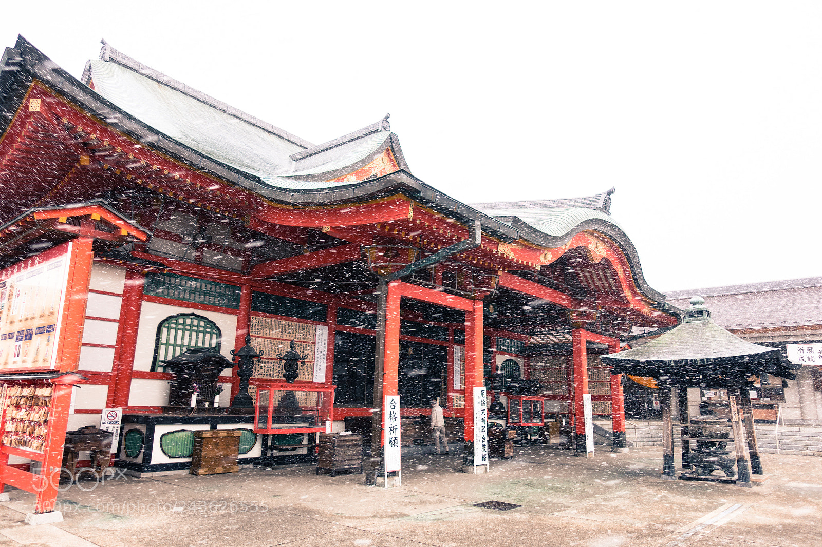 Sony DSC-RX100M5 sample photo. Worship in the snowstorm photography