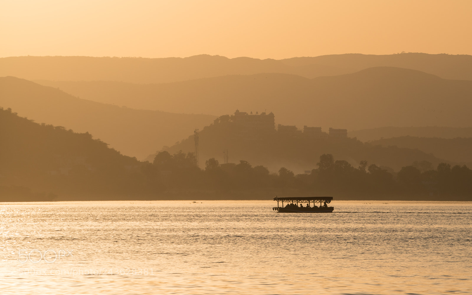 Sony a7R II sample photo. Lake pichola photography