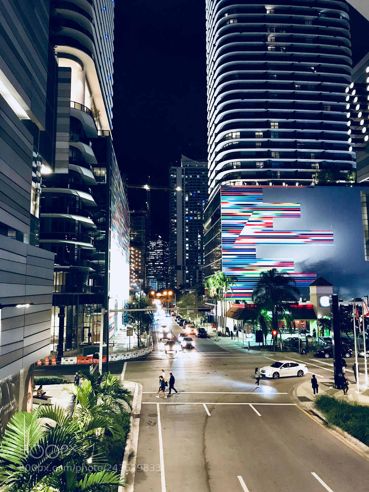 Apple iPhone 7 Plus sample photo. Miami late night walk photography