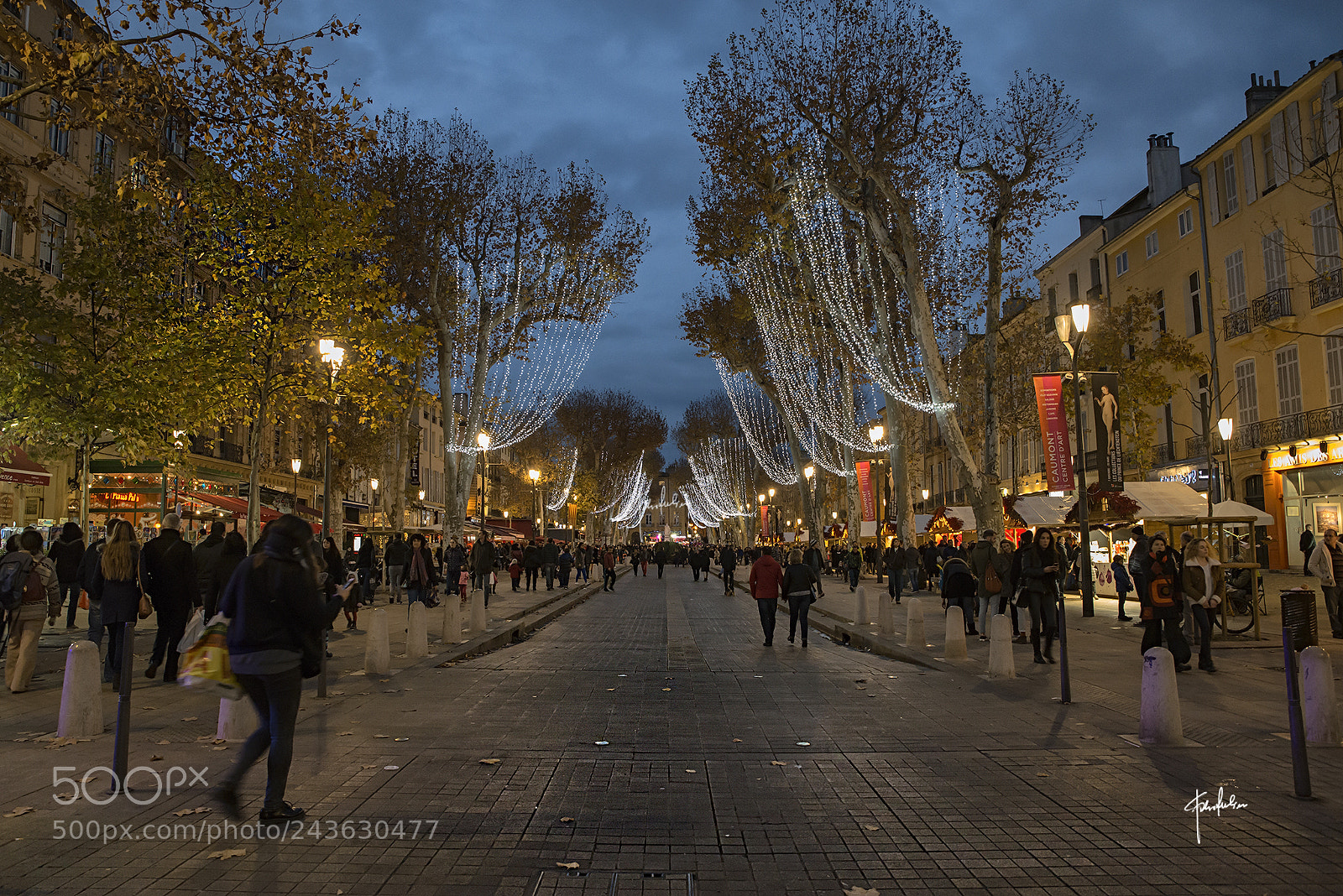Nikon D800 sample photo. Rue mirabeau photography