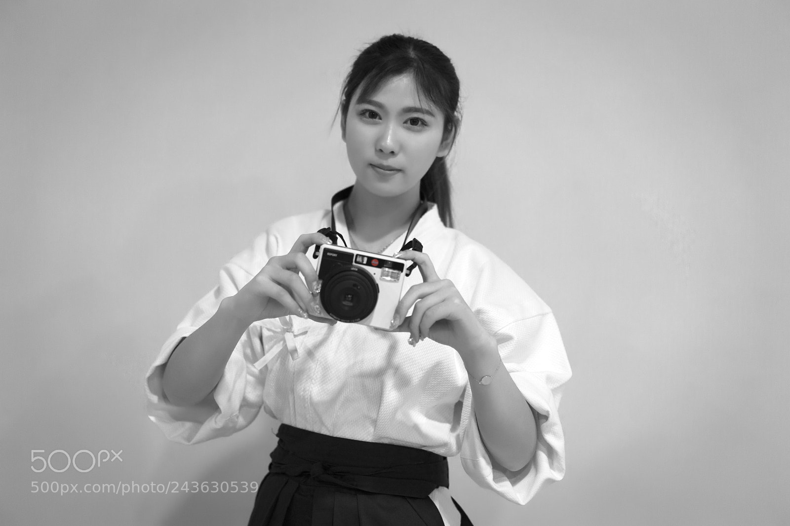 Sony a7 II sample photo. Leica sofort photography