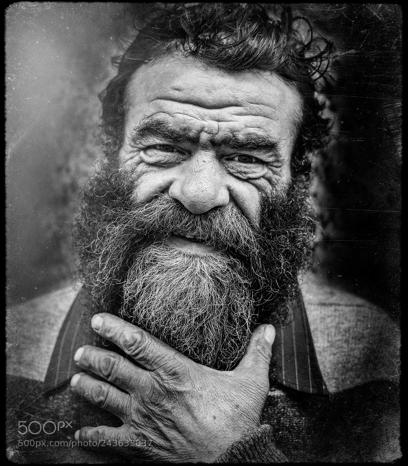 Olympus OM-D E-M5 sample photo. Homeless.. photography