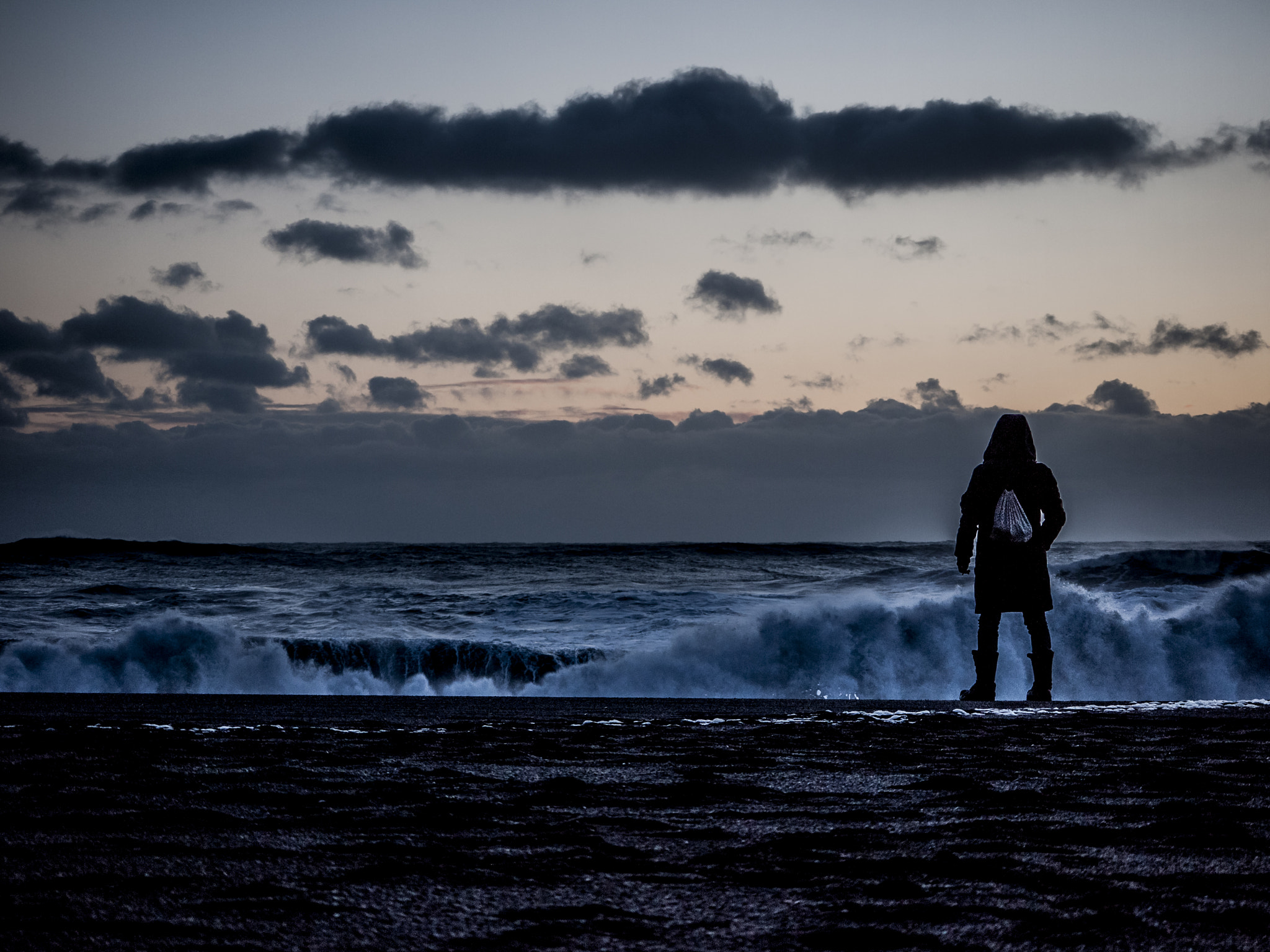 Panasonic Lumix DMC-GF2 sample photo. Man on the beach photography