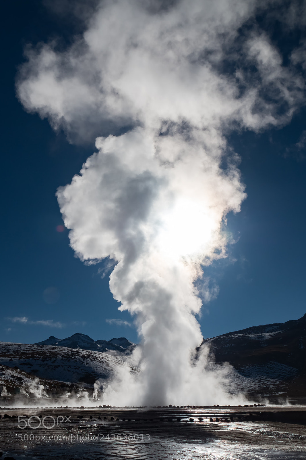 Olympus OM-D E-M5 II sample photo. Geysers in the morning photography