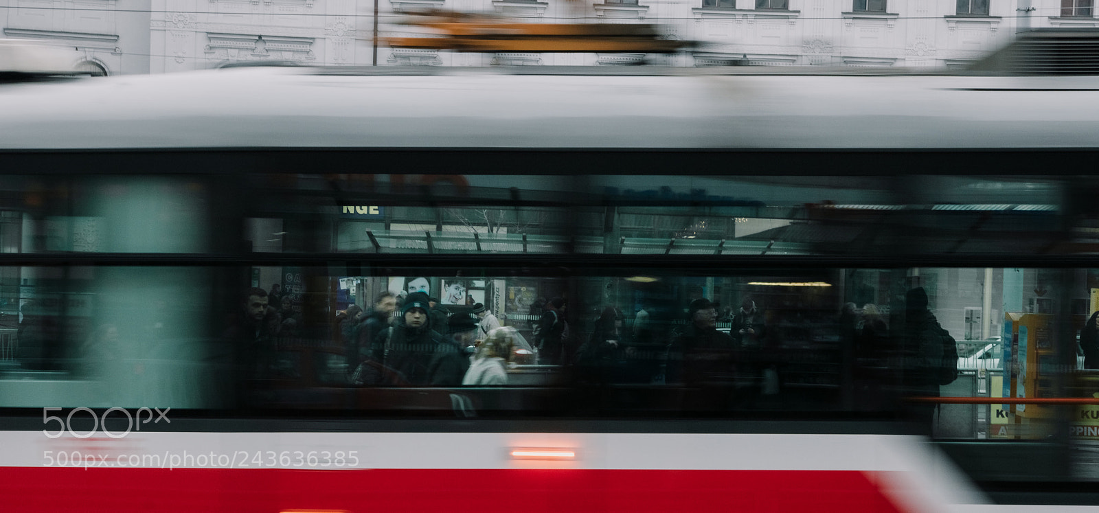 Canon EOS 760D (EOS Rebel T6s / EOS 8000D) sample photo. Rush hour photography