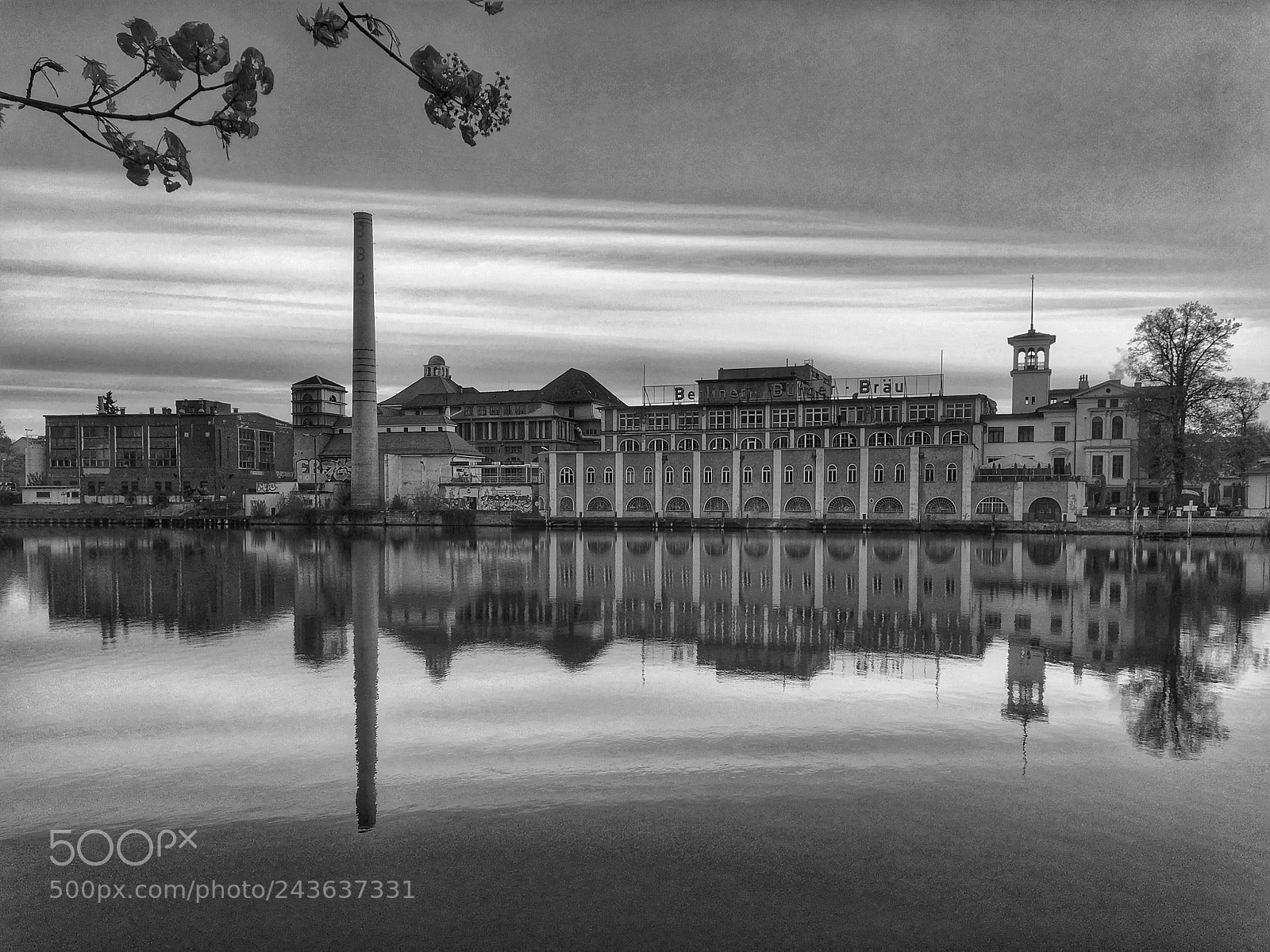 Apple iPhone 6s sample photo. Dsc 3646 brewery b&w photography