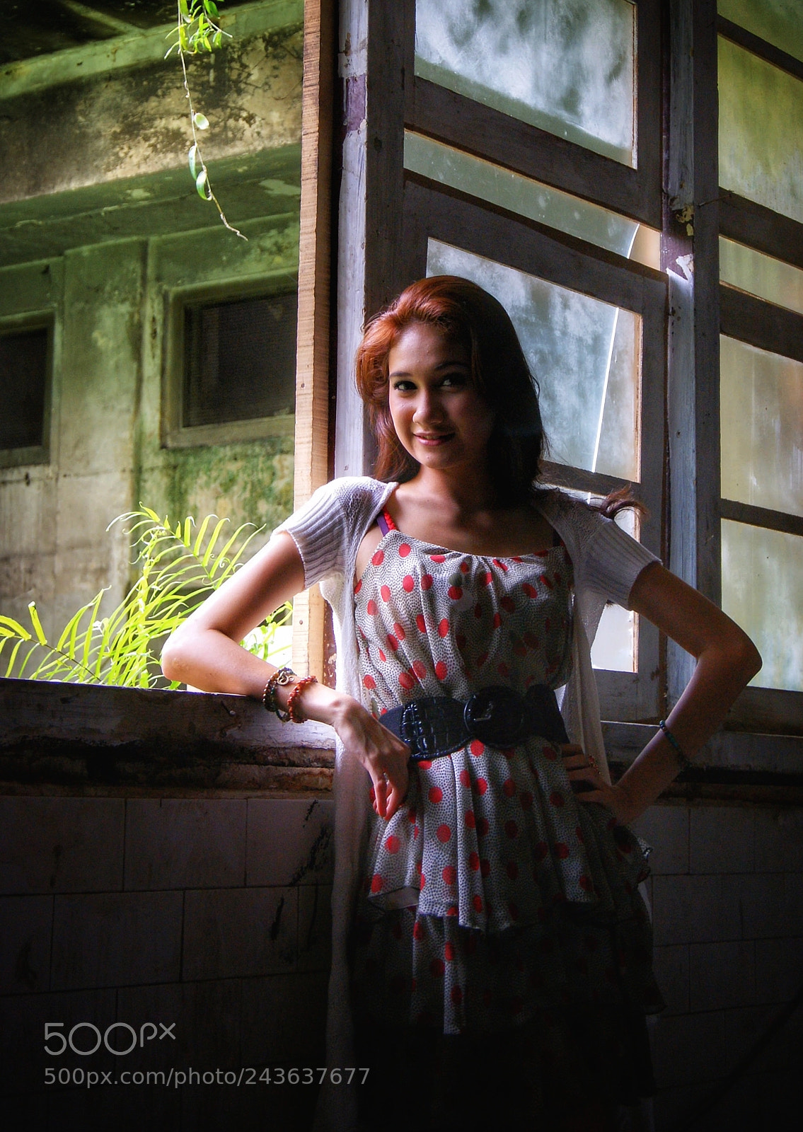 Sony Alpha DSLR-A230 sample photo. Smile... photography