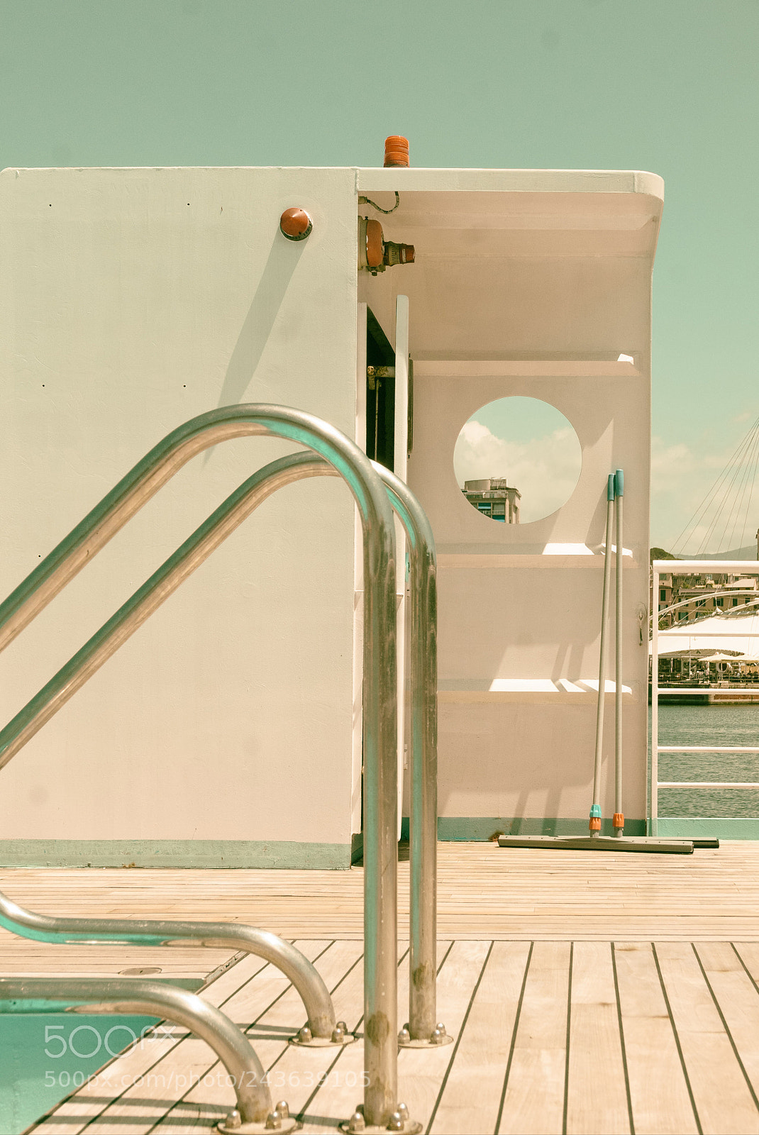 Panasonic Lumix DMC-LX100 sample photo. Vintage pool i photography