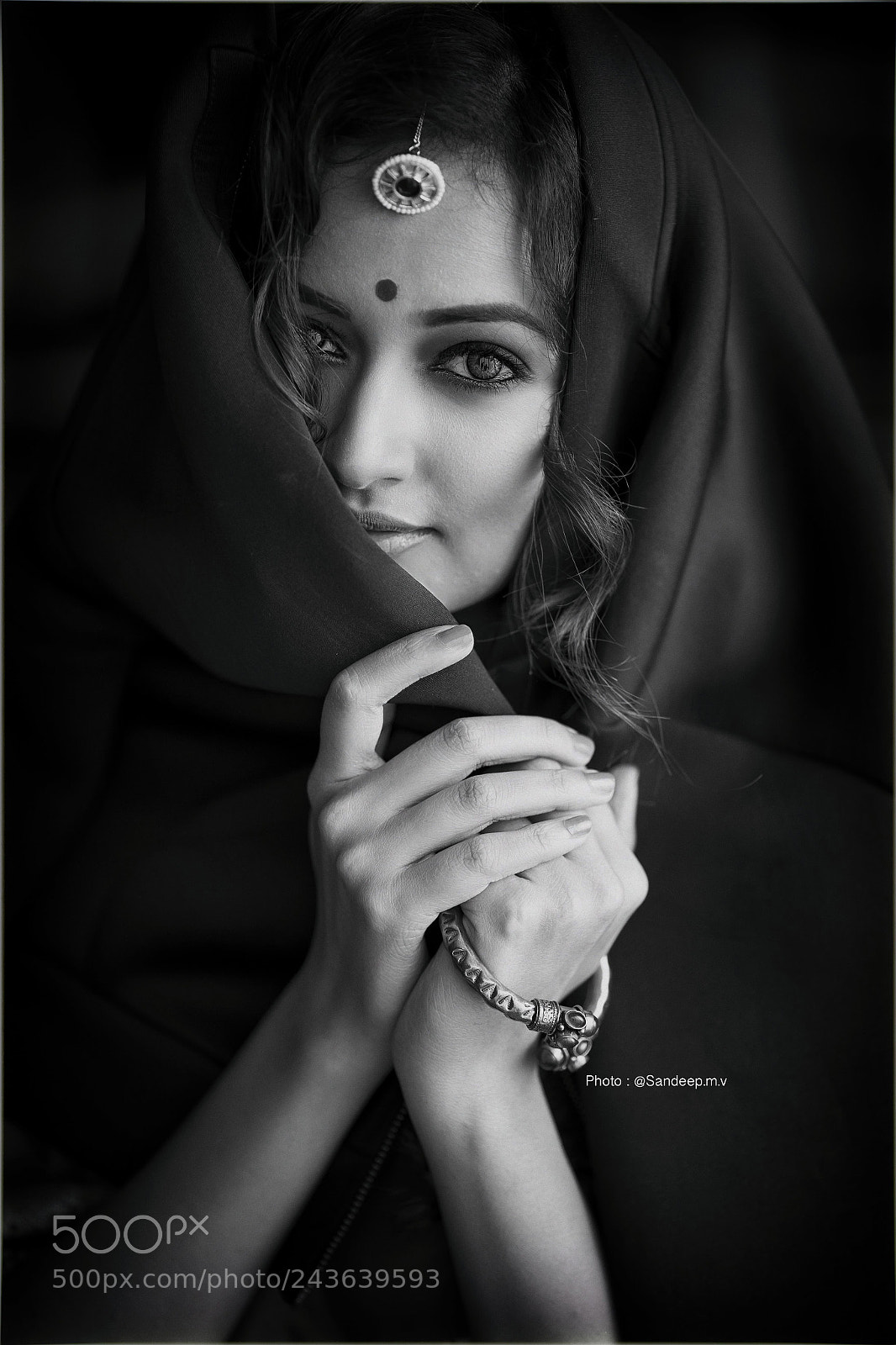 Canon EOS-1D X sample photo. Shanvi srivastav photography