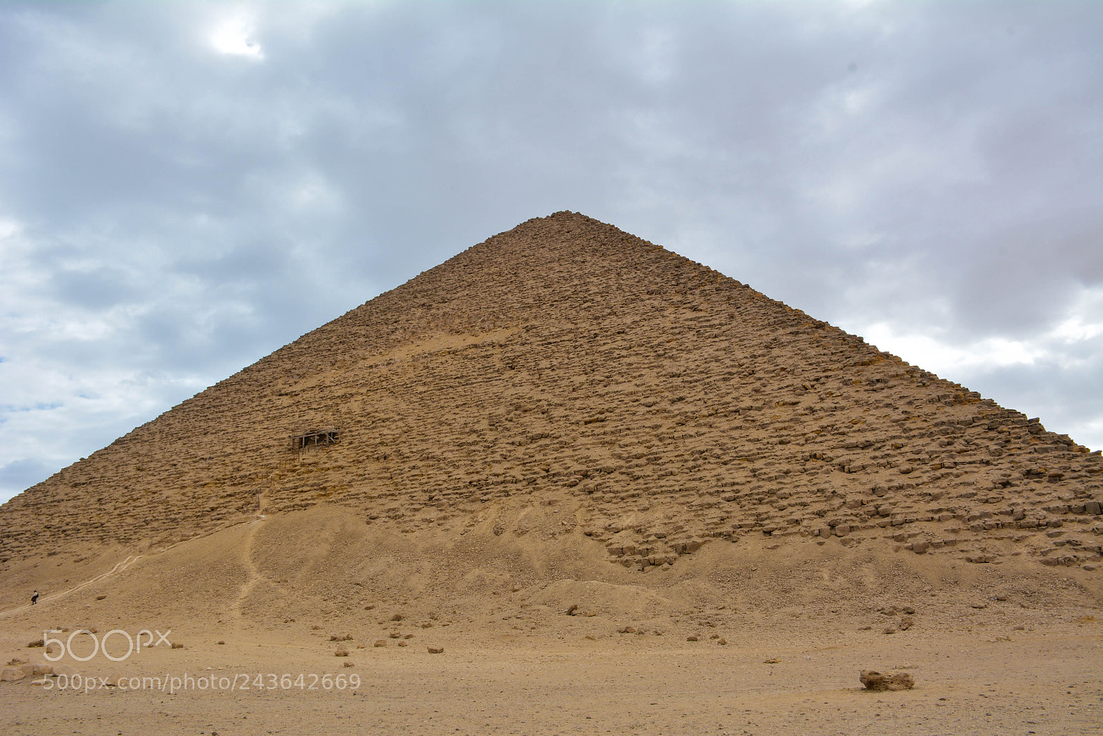 Nikon D7100 sample photo. The red pyramid photography