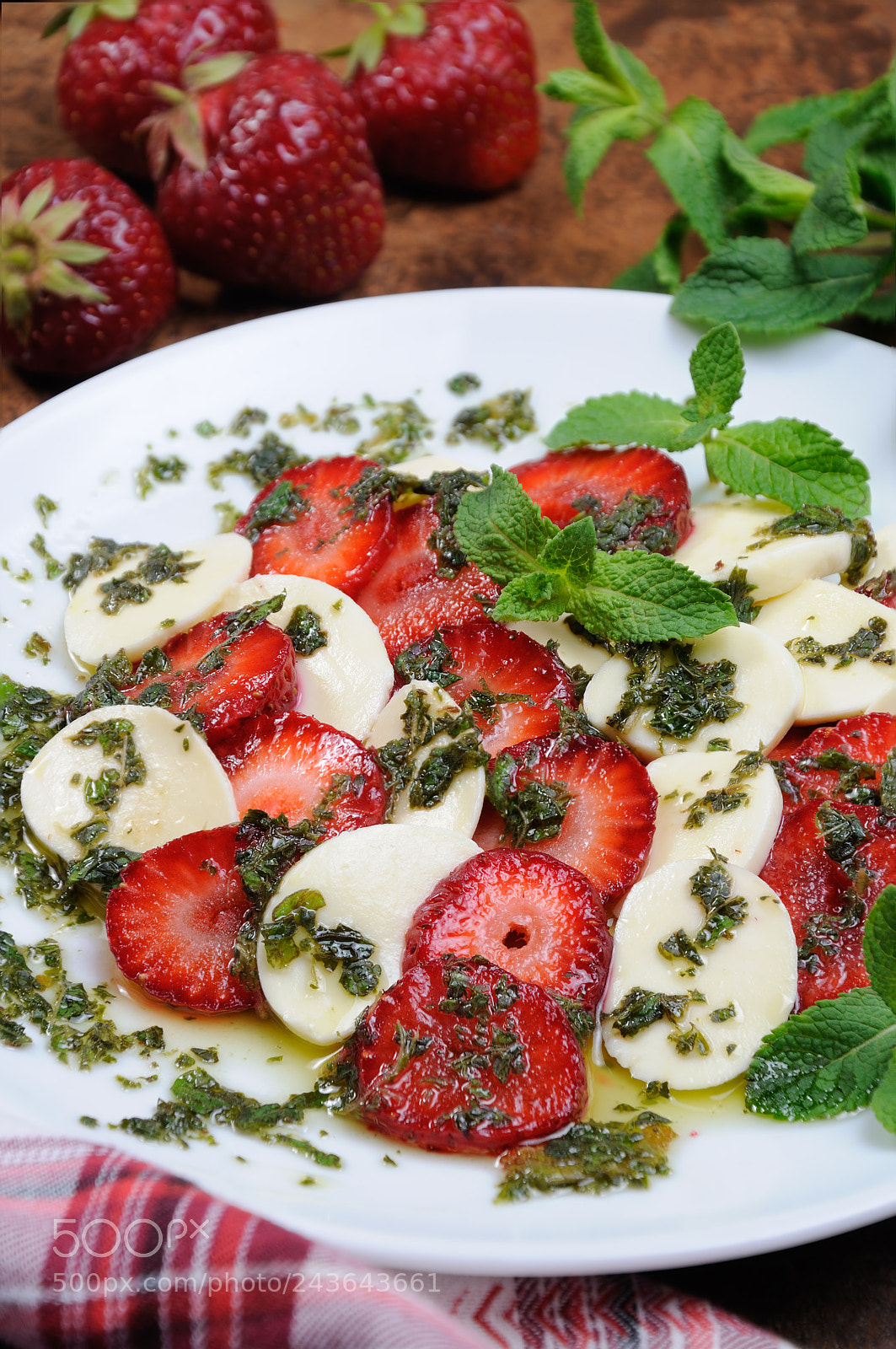 Nikon D90 sample photo. Strawberry caprese with mozzarella photography