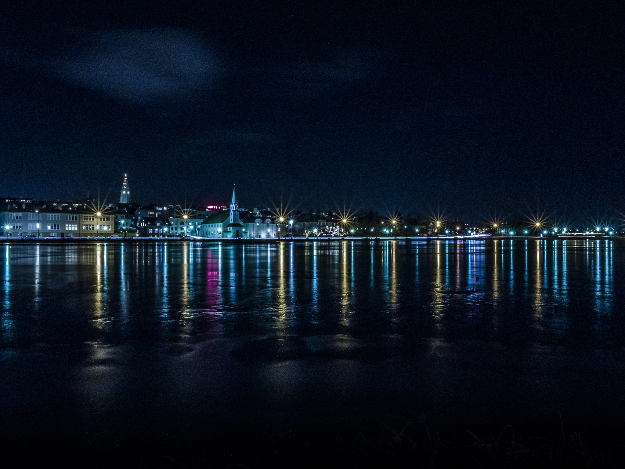Panasonic Lumix DMC-GF2 sample photo. Reykjavík by night photography
