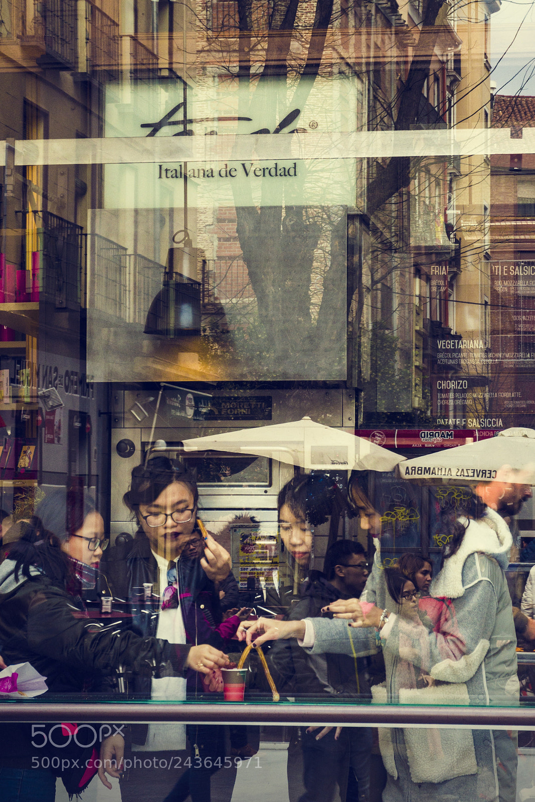 Pentax K-3 sample photo. Madrid con churros photography