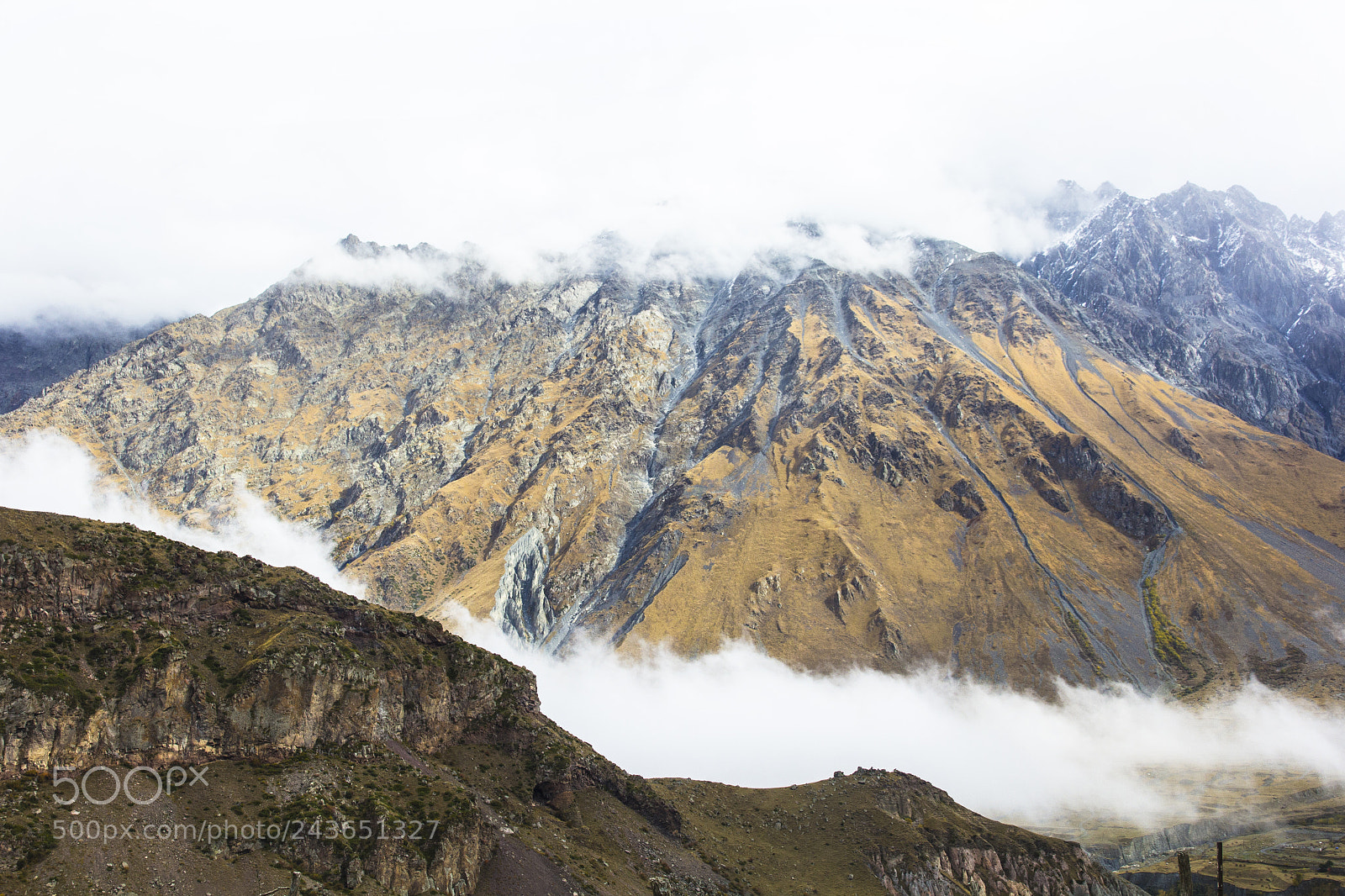 Canon EOS 60D sample photo. Kazbegi_valley_mountains photography