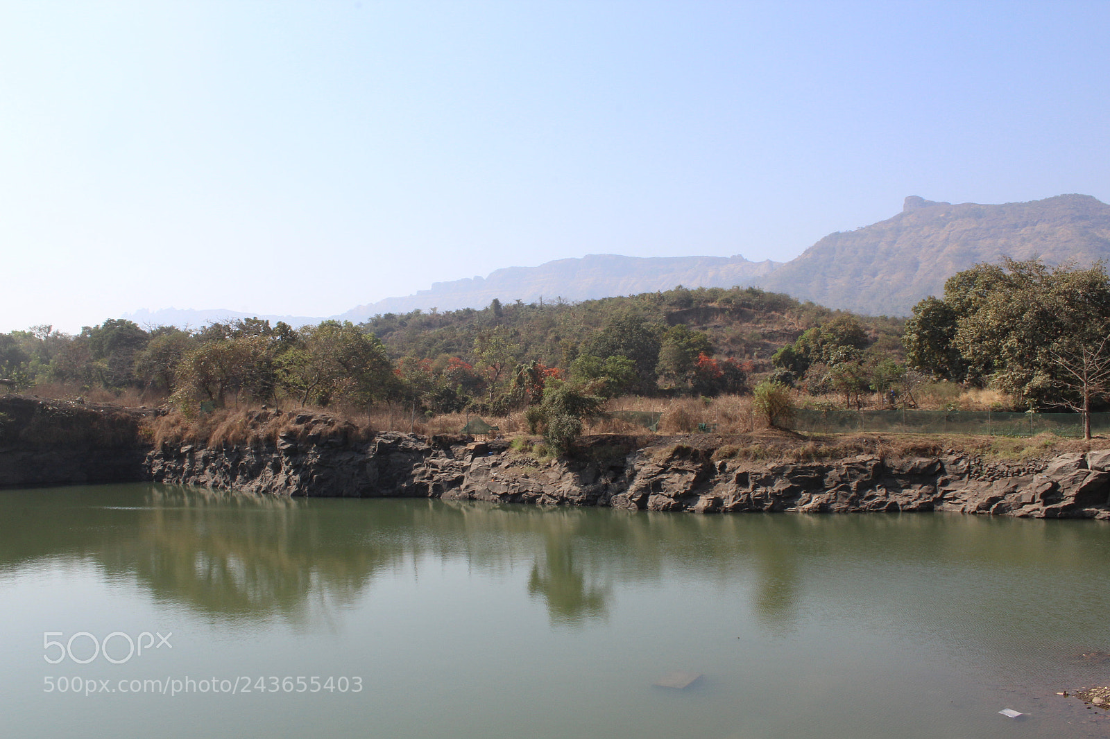 Canon EOS 1300D (EOS Rebel T6 / EOS Kiss X80) sample photo. Mountain with reflection photography