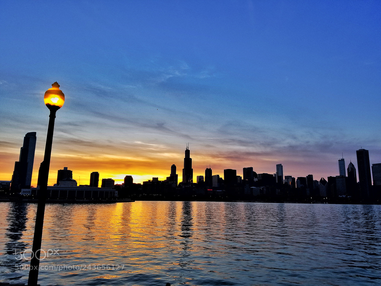 Samsung Galaxy S8 sample photo. Chicago skyline at sunset photography