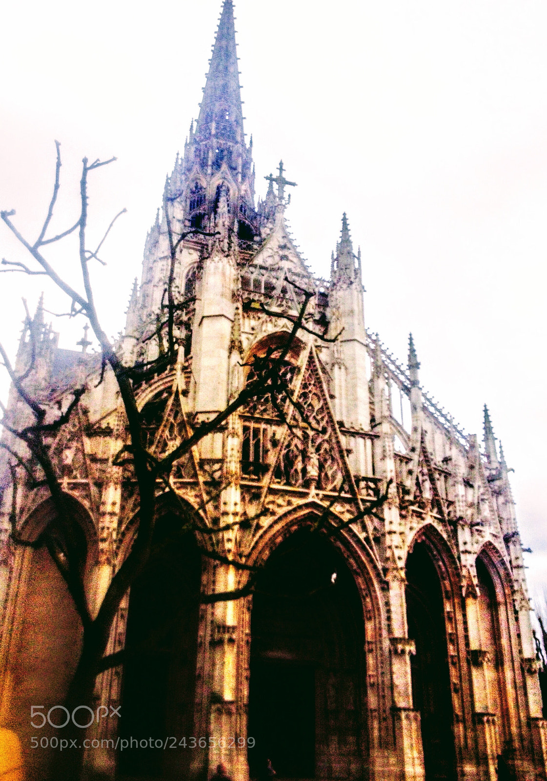 Apple iPhone 4S sample photo. Eglise photography