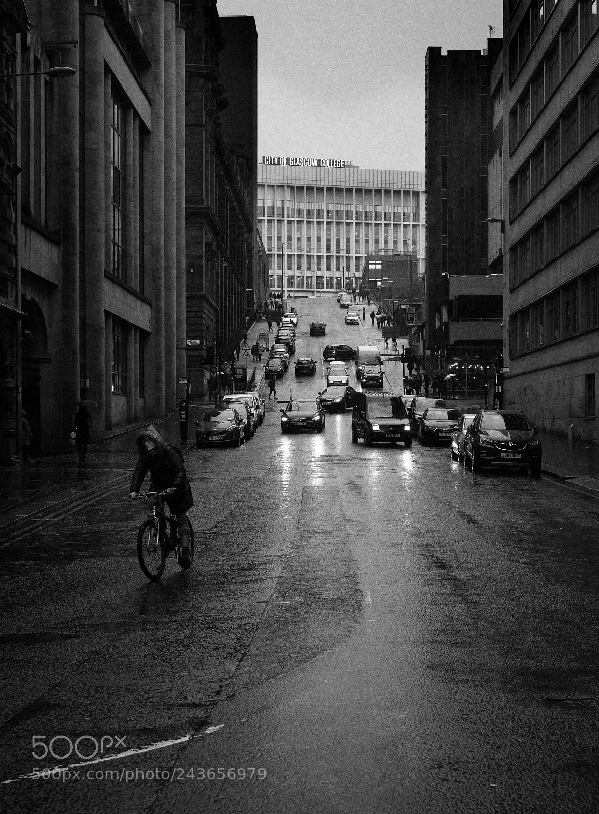 Fujifilm X-Pro2 sample photo. Bicycle in glasgow photography