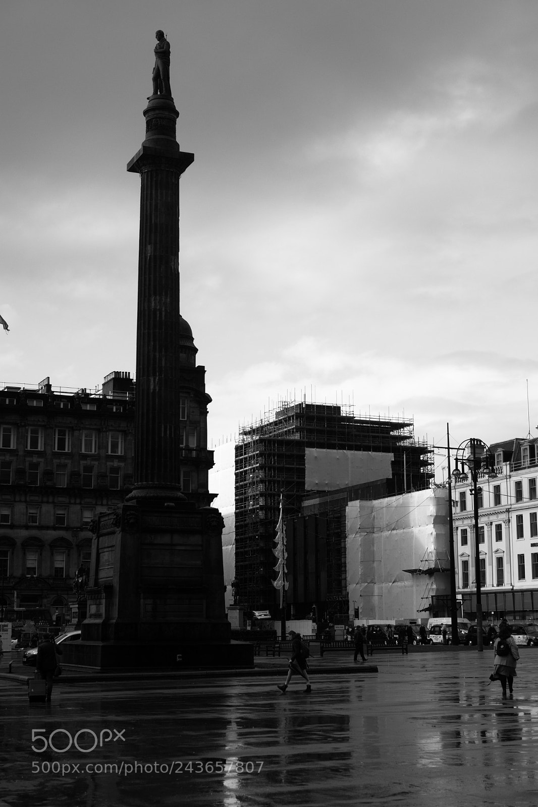 Fujifilm X-Pro2 sample photo. Monument in the rain photography