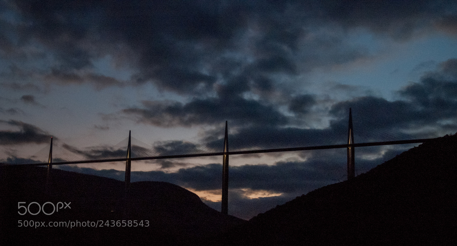 Fujifilm FinePix S5 Pro sample photo. Millau viaduct photography