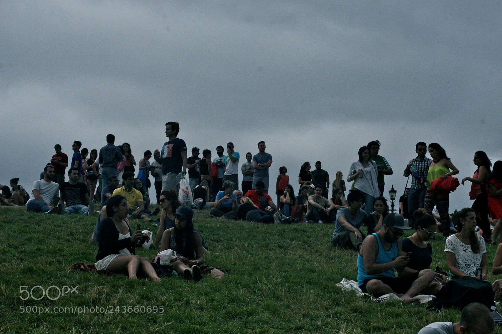 Canon EOS 30D sample photo. People on primrose hill photography