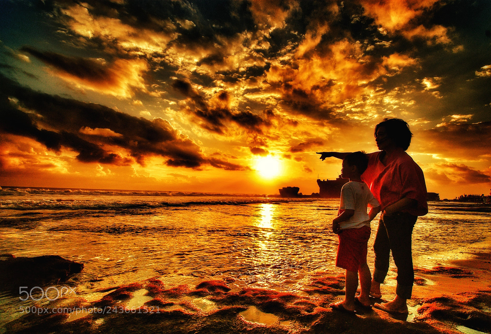 Sony Alpha DSLR-A380 sample photo. Looking the sunset photography