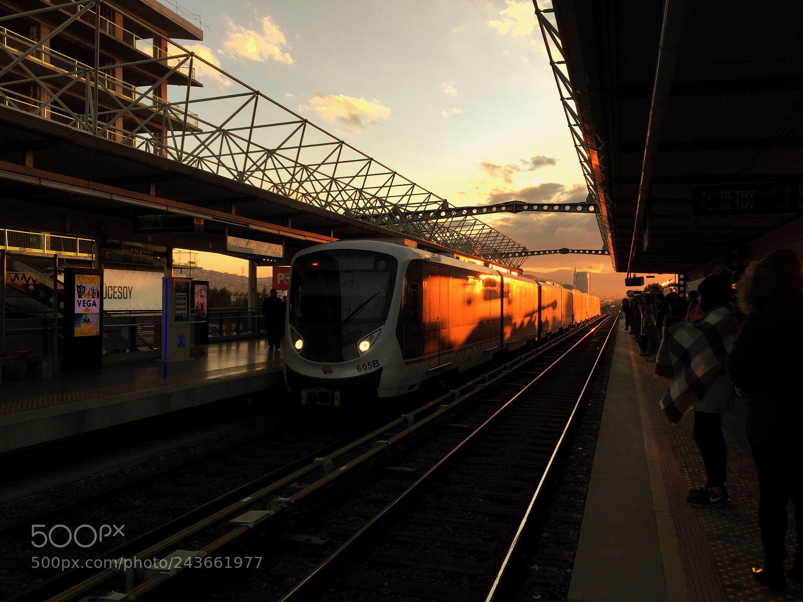 Apple iPhone 6 sample photo. Burning train photography