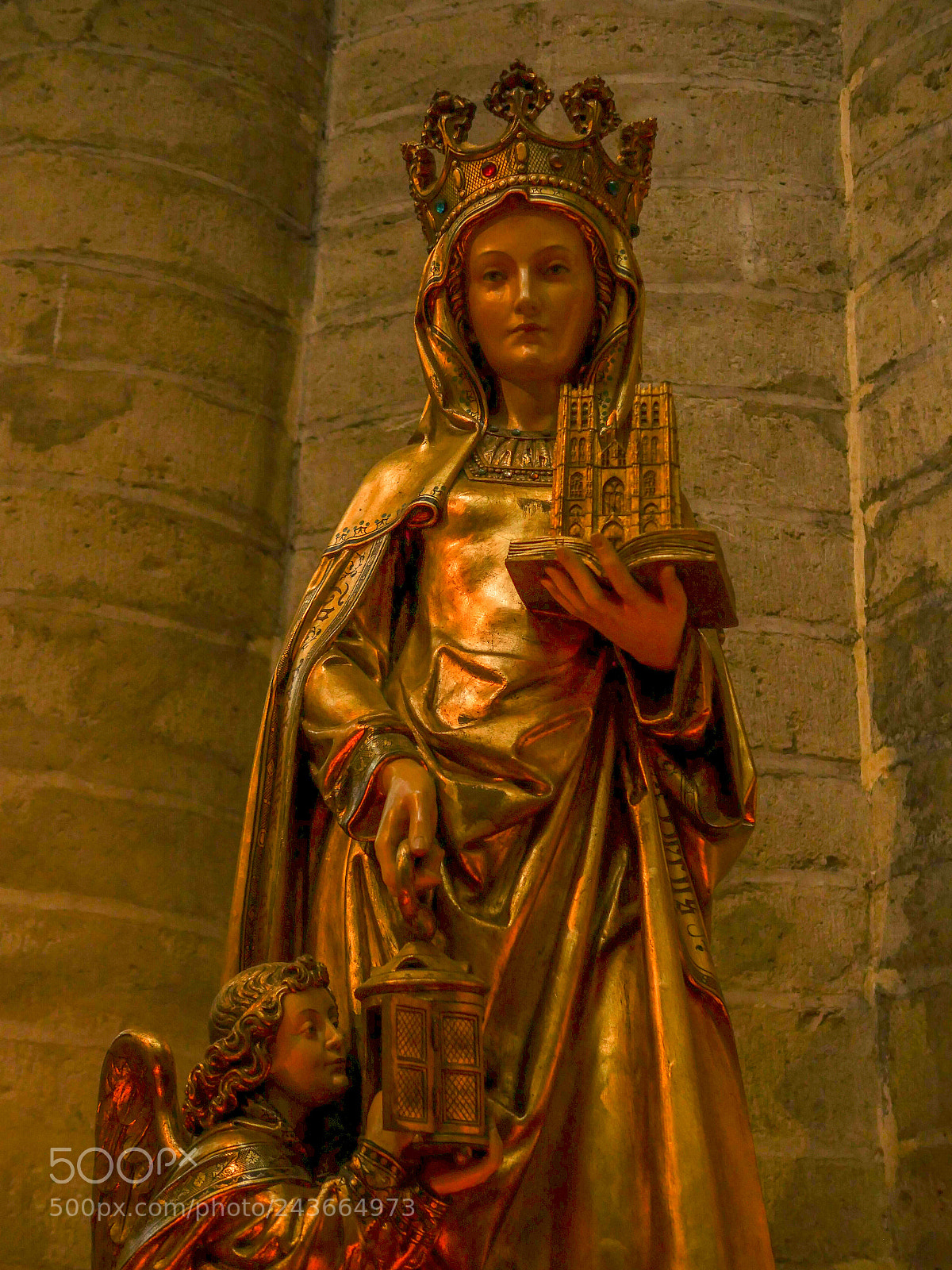 Panasonic Lumix DMC-GX8 sample photo. Vierge cath drale st photography