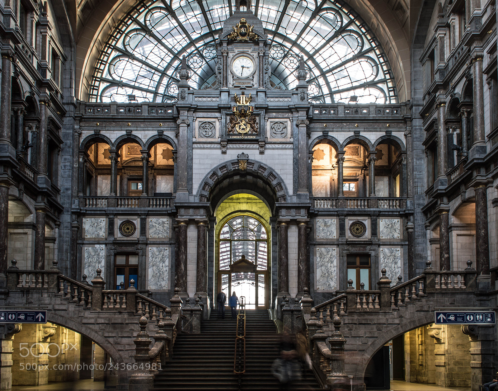 Nikon D3200 sample photo. Station antwerpen photography