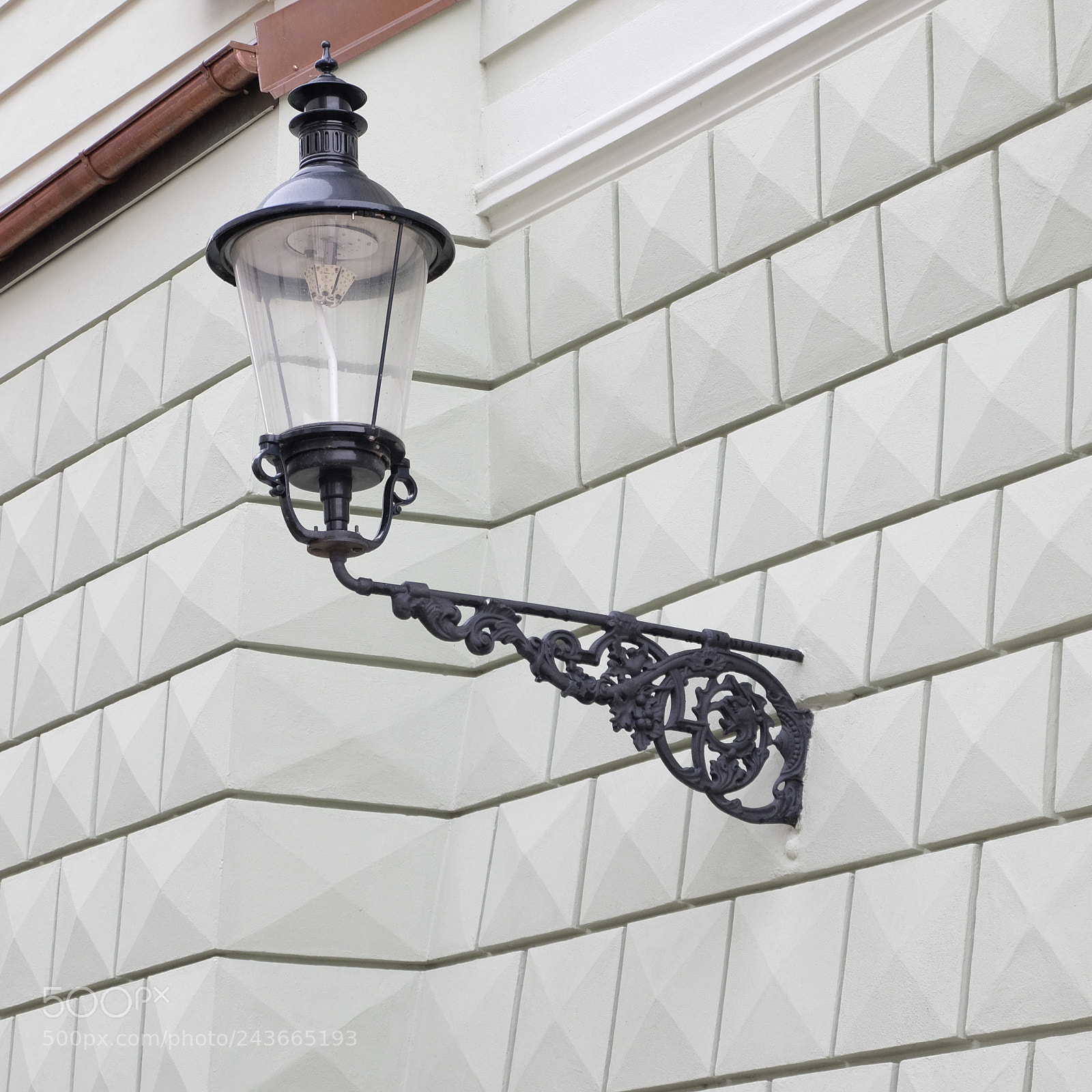Fujifilm X-T10 sample photo. A street lamp in photography