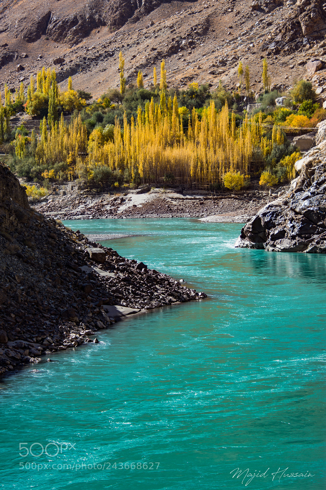 Nikon D7200 sample photo. Gorgeous color of river photography