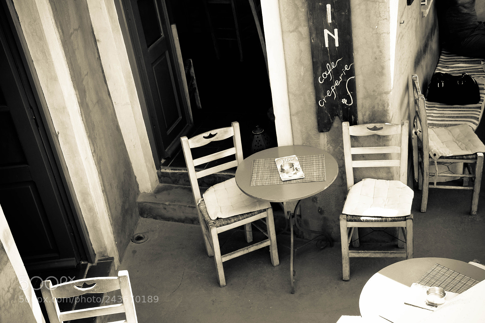 Canon EOS 650D (EOS Rebel T4i / EOS Kiss X6i) sample photo. Chairs photography